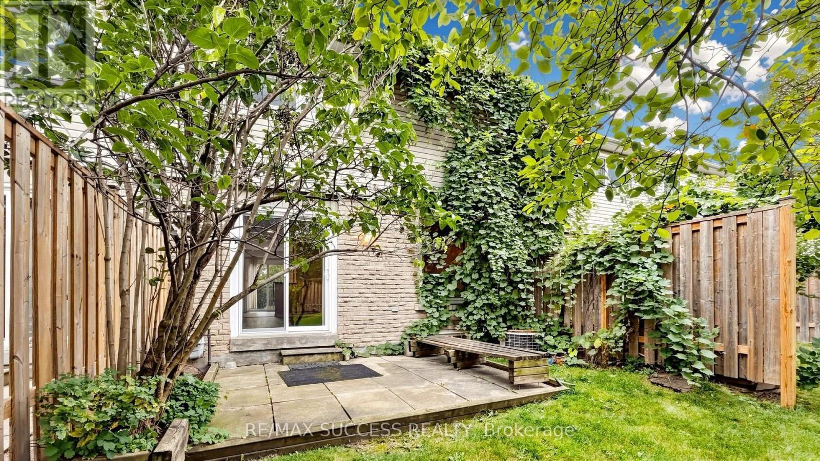 44 - 5536 Montevideo Road, Mississauga, ON