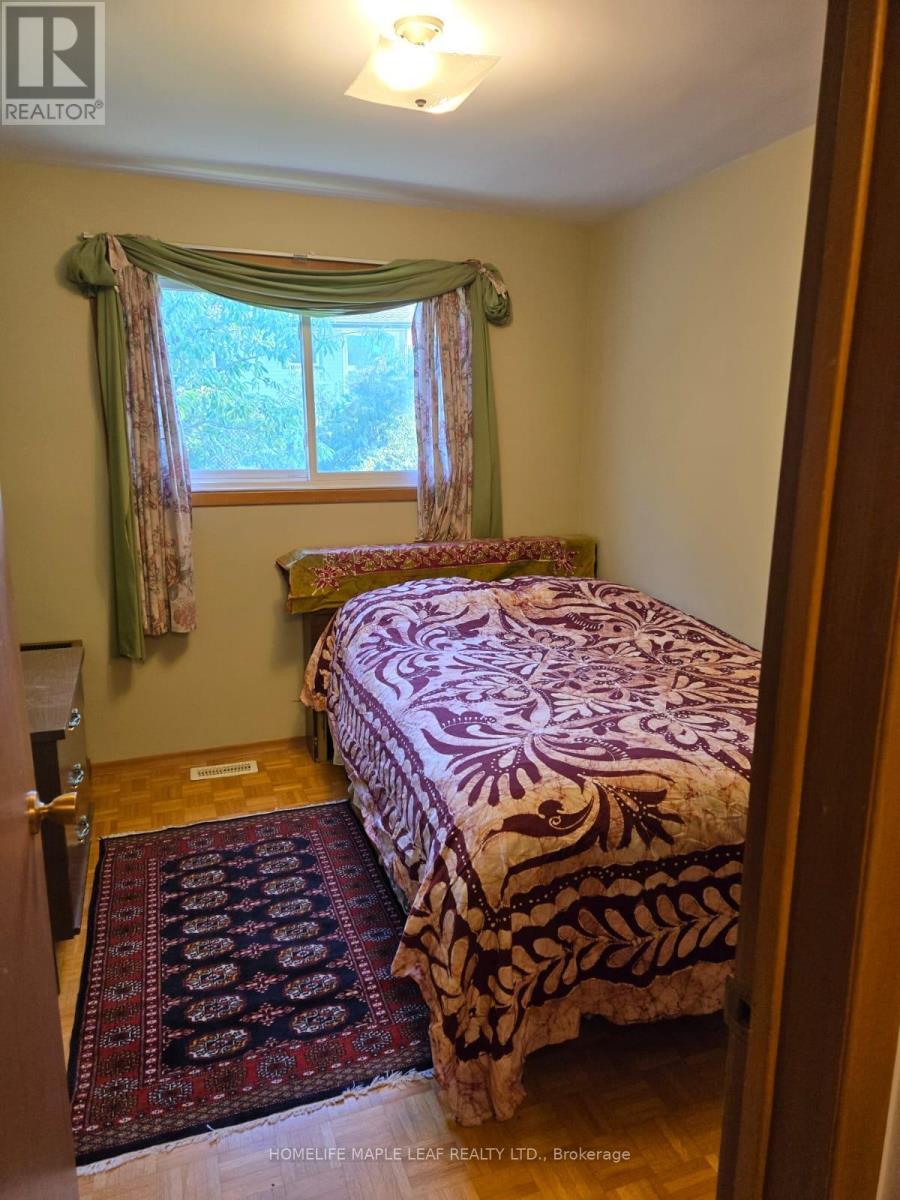 Bedroom 3 - 410 Lakeview Drive, Waterloo, ON
