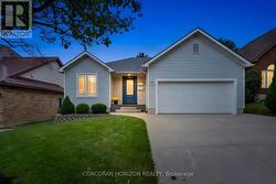 96 ENDEAVOUR DRIVE  Cambridge, ON N3C 4C1