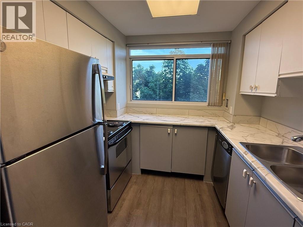 20 Ellen Street Unit# 404, Waterloo, ON