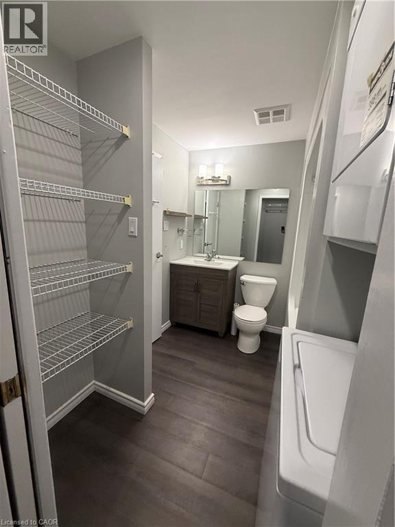 20 Ellen Street Unit# 404, Waterloo, ON