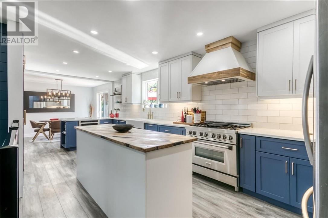 79 Meredith Street W, Little Current, ON