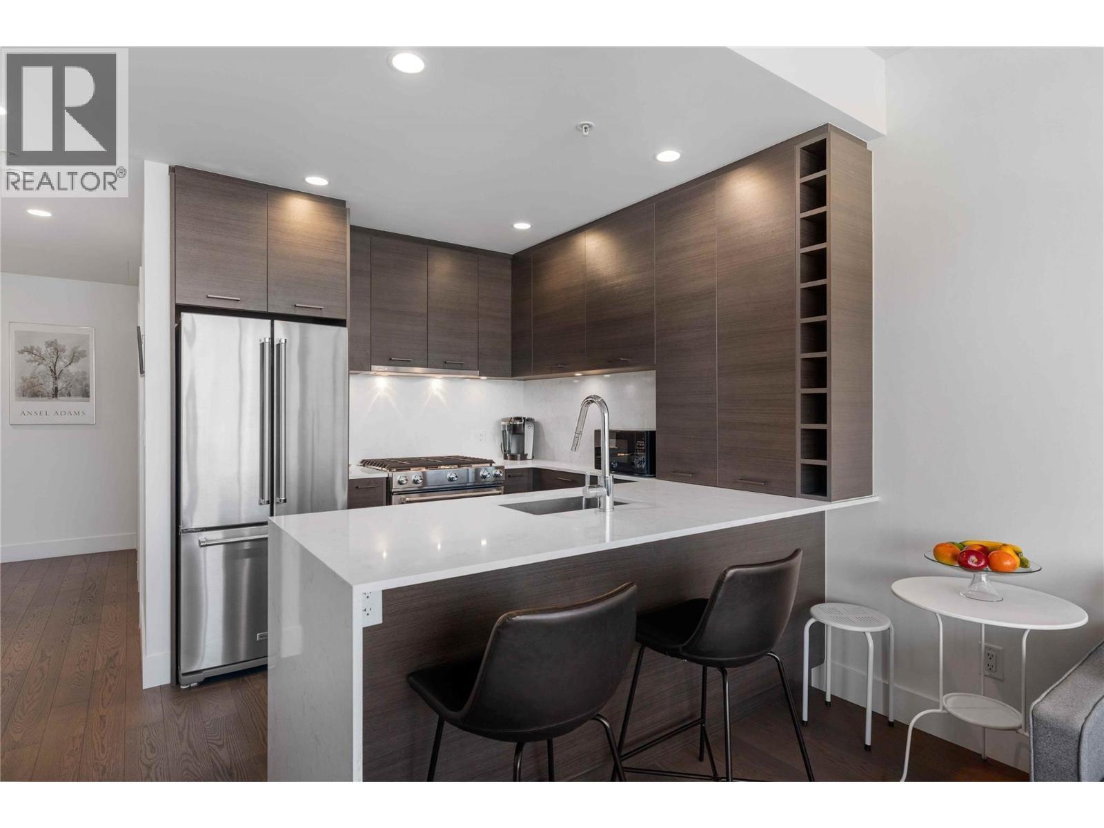 1181 Sunset Drive Unit# 1401, Kelowna, BC