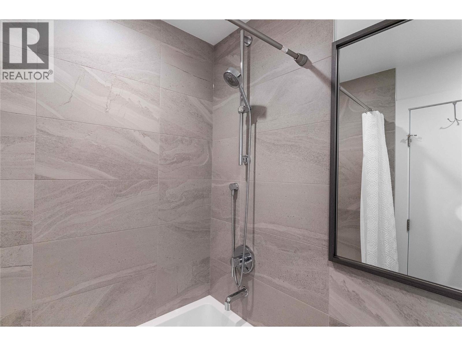 1181 Sunset Drive Unit# 1401, Kelowna, BC