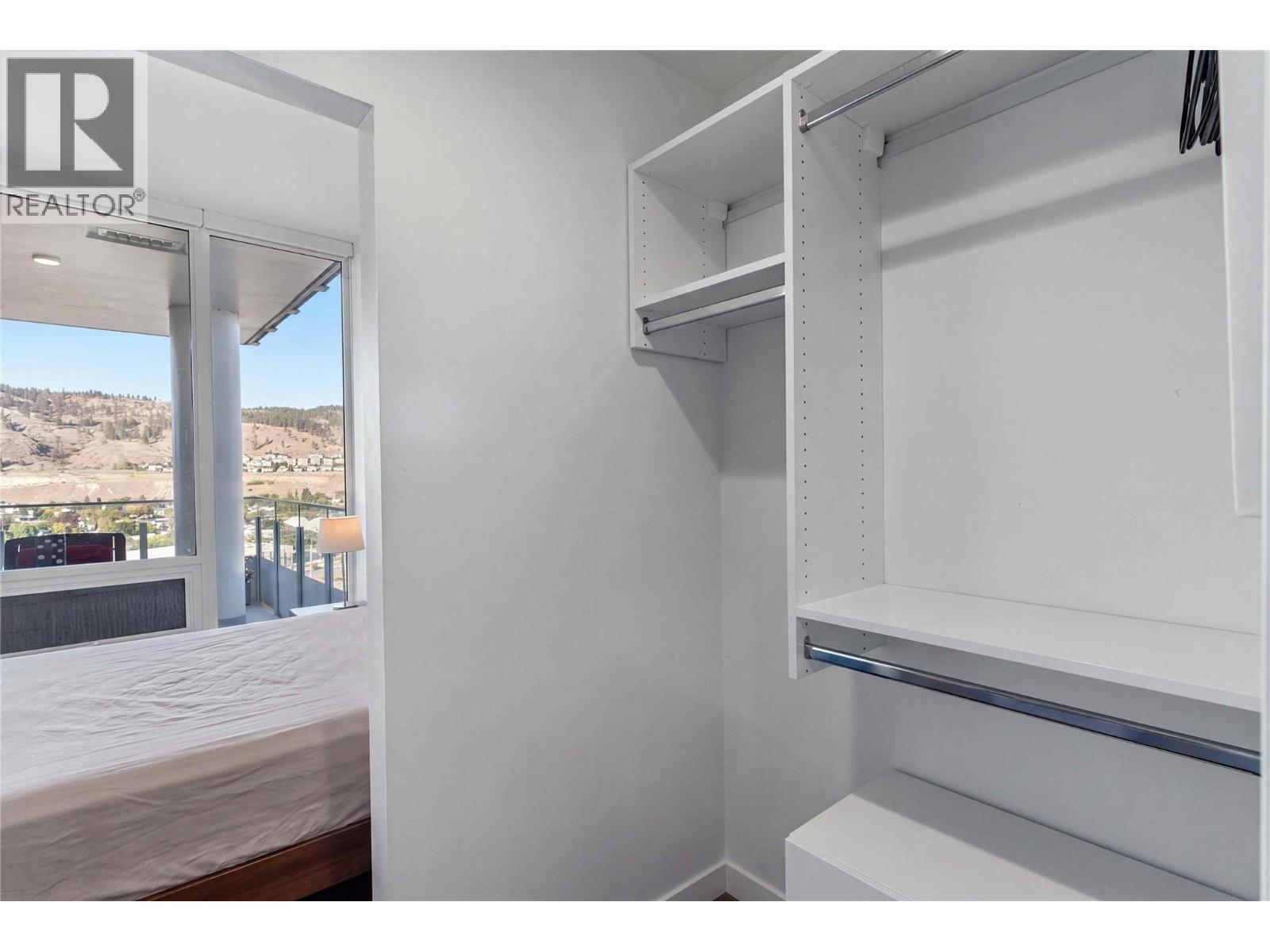 1181 Sunset Drive Unit# 1401, Kelowna, BC
