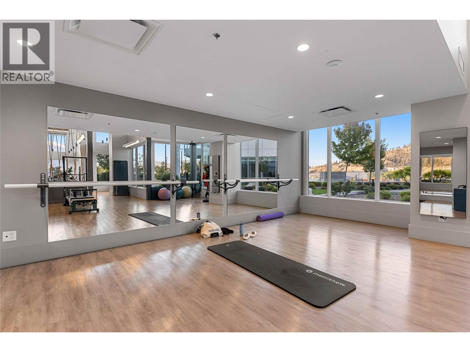 1181 Sunset Drive Unit# 1401, Kelowna, BC
