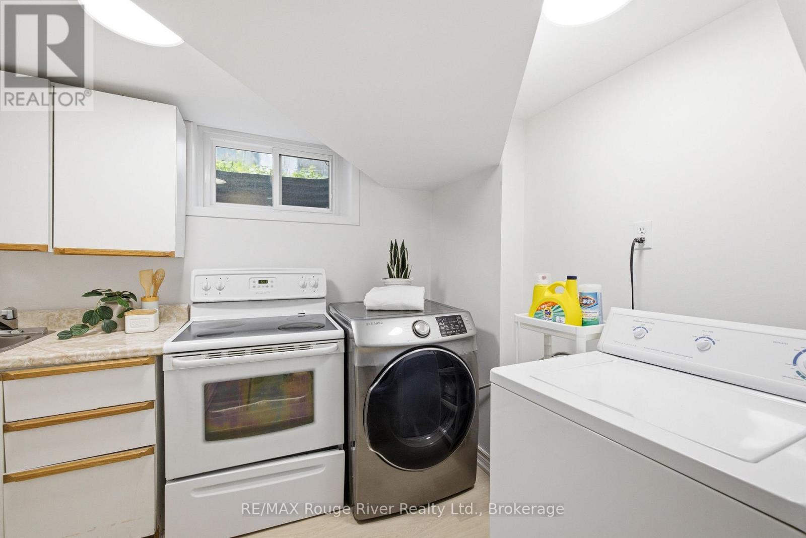 86 Shoredale Drive, Toronto (Woburn), ON