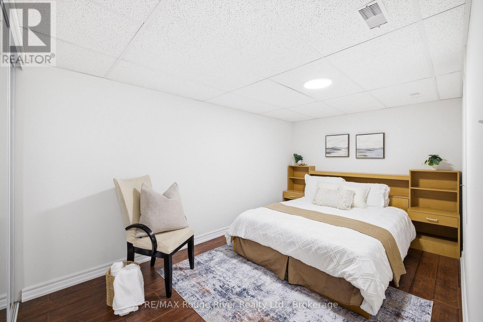 86 Shoredale Drive, Toronto (Woburn), ON