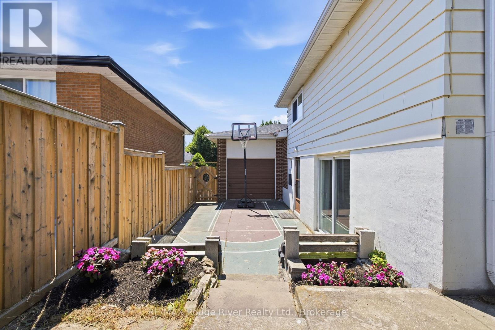 86 Shoredale Drive, Toronto (Woburn), ON