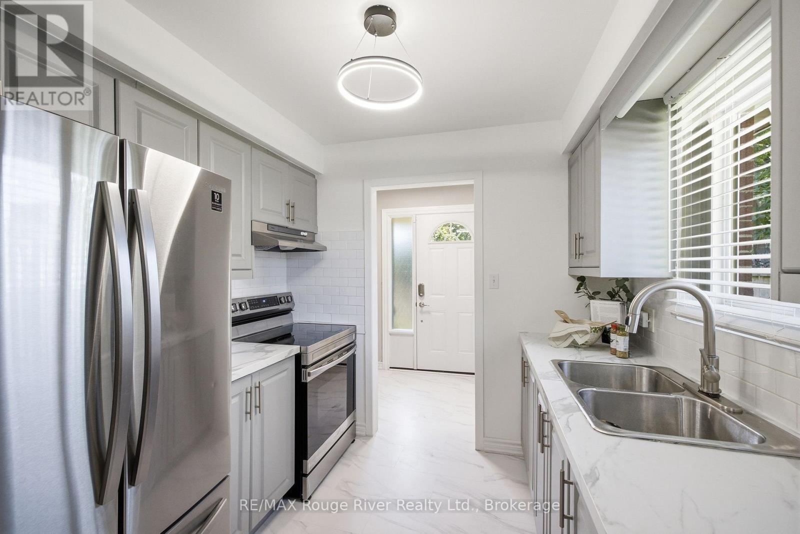 86 Shoredale Drive, Toronto (Woburn), ON