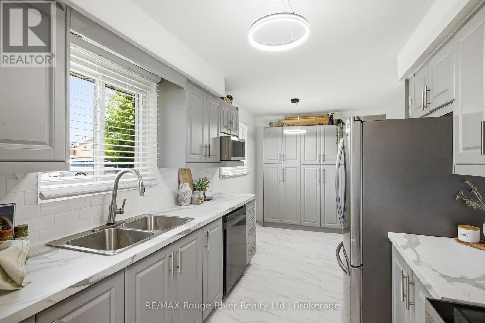 86 Shoredale Drive, Toronto (Woburn), ON