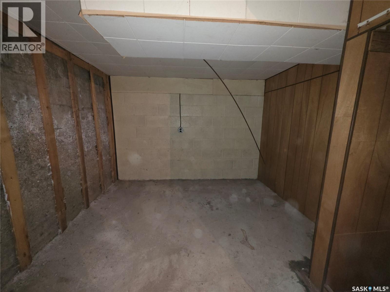 5460 Kings Avenue, Gull Lake, SK