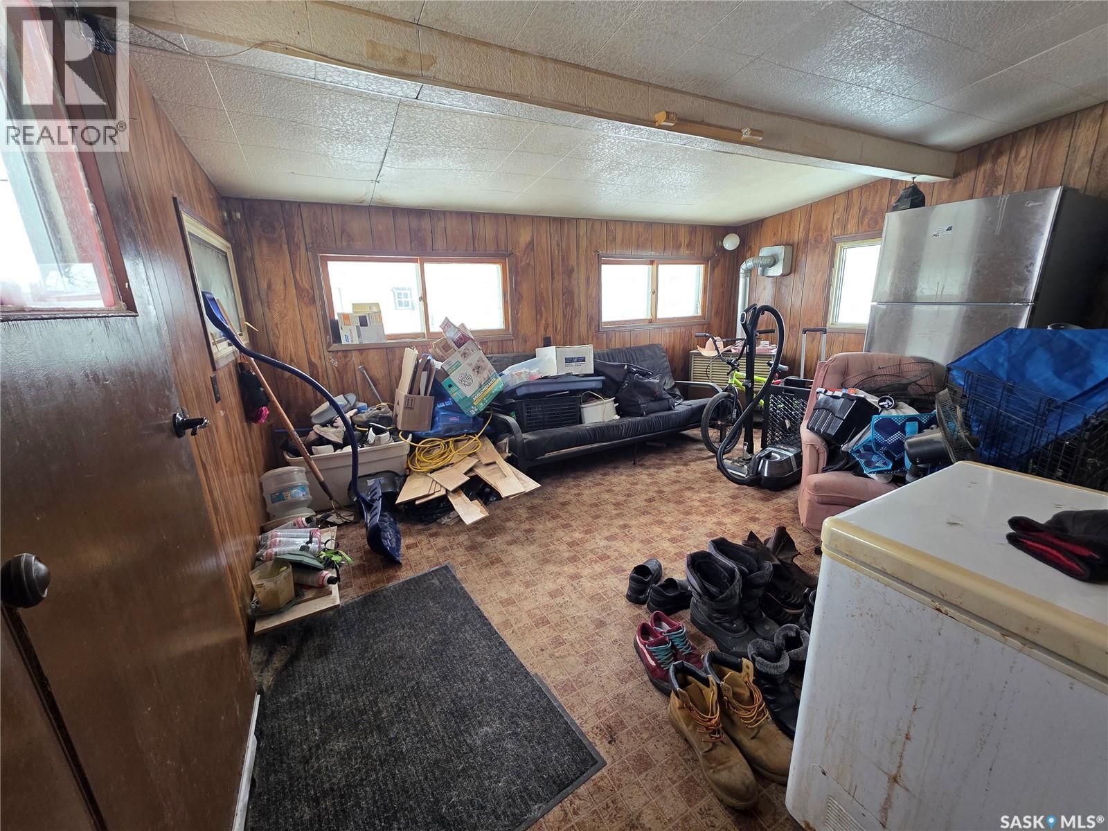5460 Kings Avenue, Gull Lake, SK