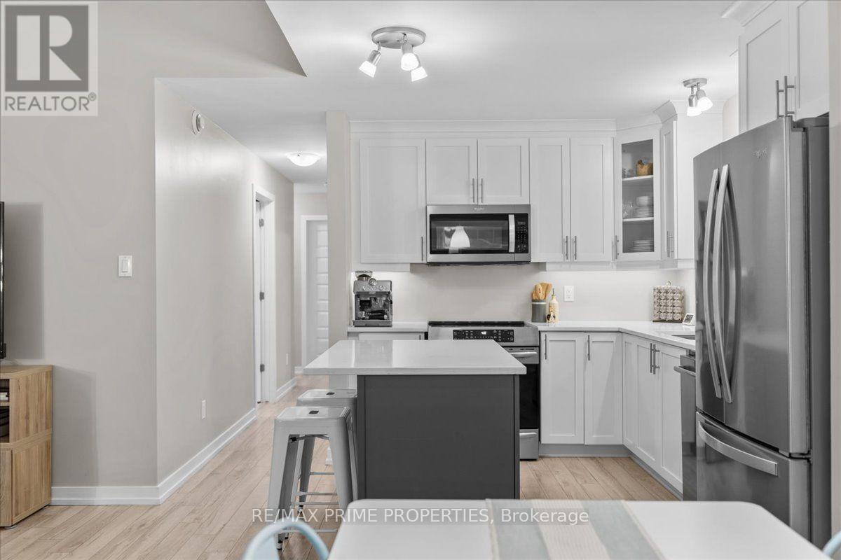 302 - 91 St Moritz Trail, Russell, ON
