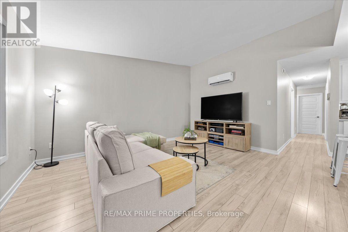 302 - 91 St Moritz Trail, Russell, ON