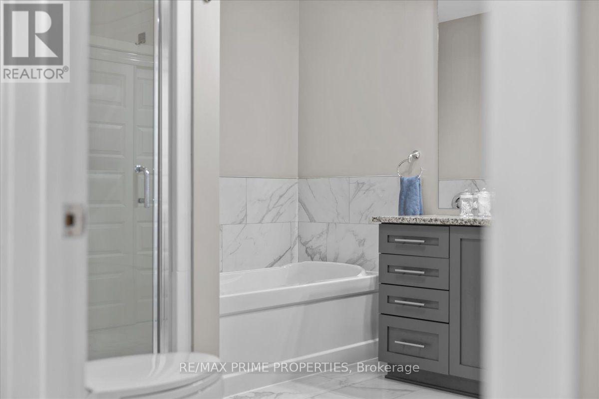 302 - 91 St Moritz Trail, Russell, ON