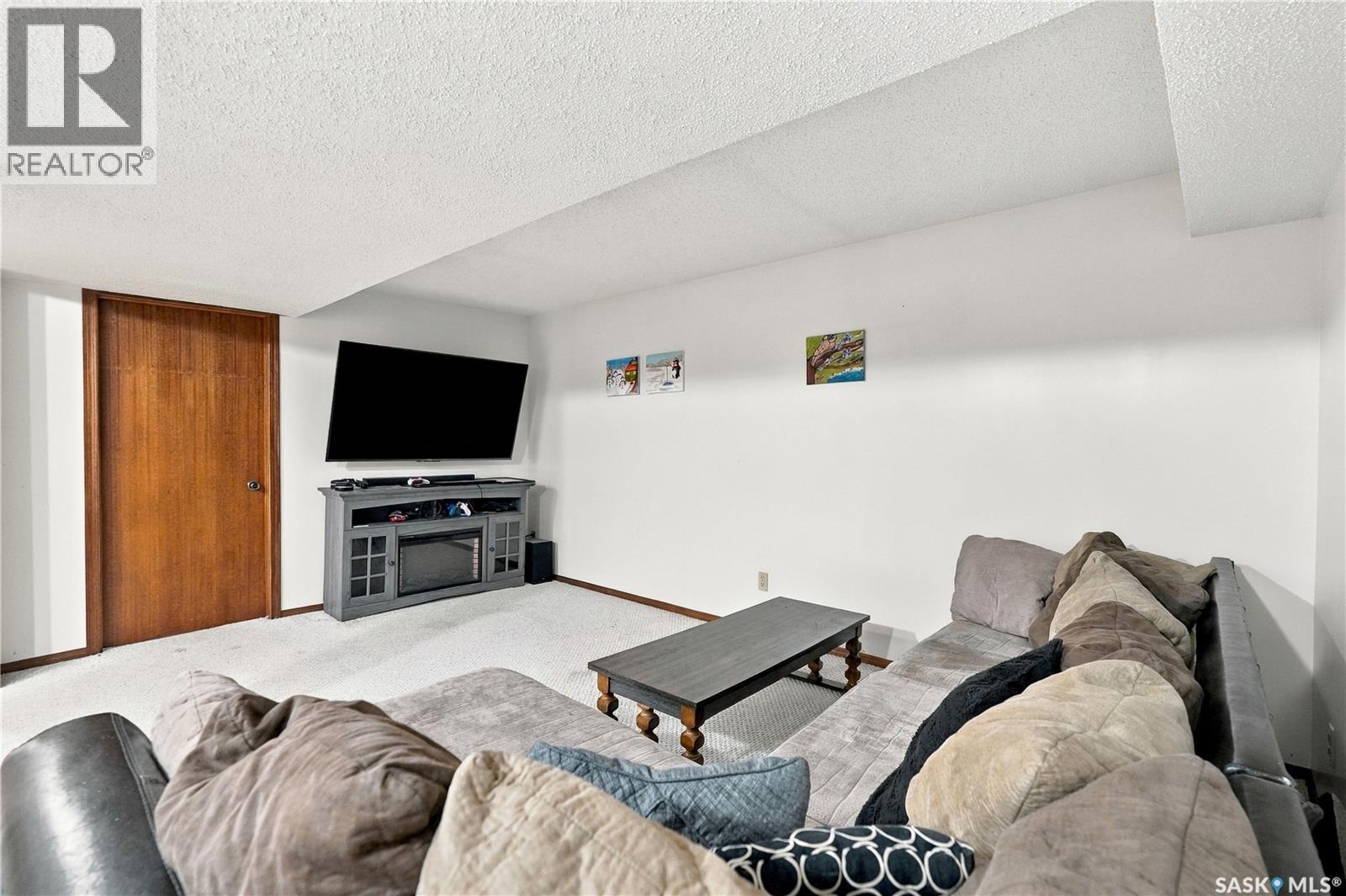 3074 Reves Road, Regina, SK