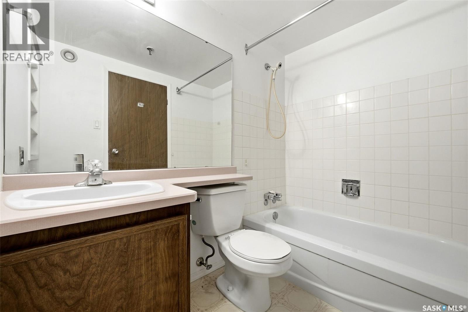 214 4045 Rae Street, Regina, SK