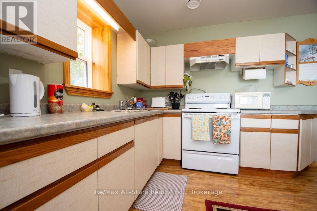 1330 County Rd 49, Kawartha Lakes (Somerville), ON