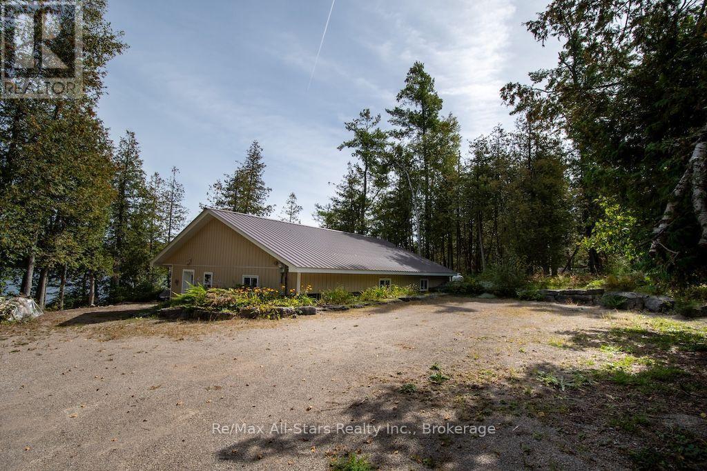 1330 County Rd 49, Kawartha Lakes (Somerville), ON