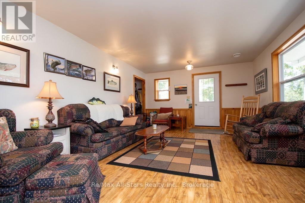 1330 County Rd 49, Kawartha Lakes (Somerville), ON