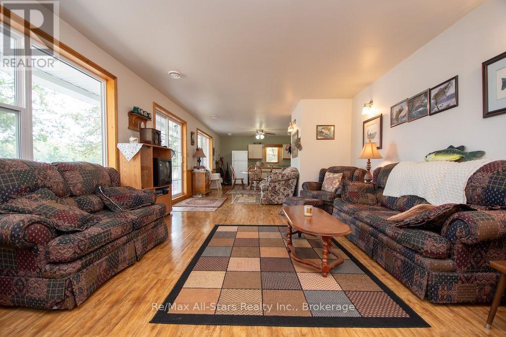 1330 County Rd 49, Kawartha Lakes (Somerville), ON