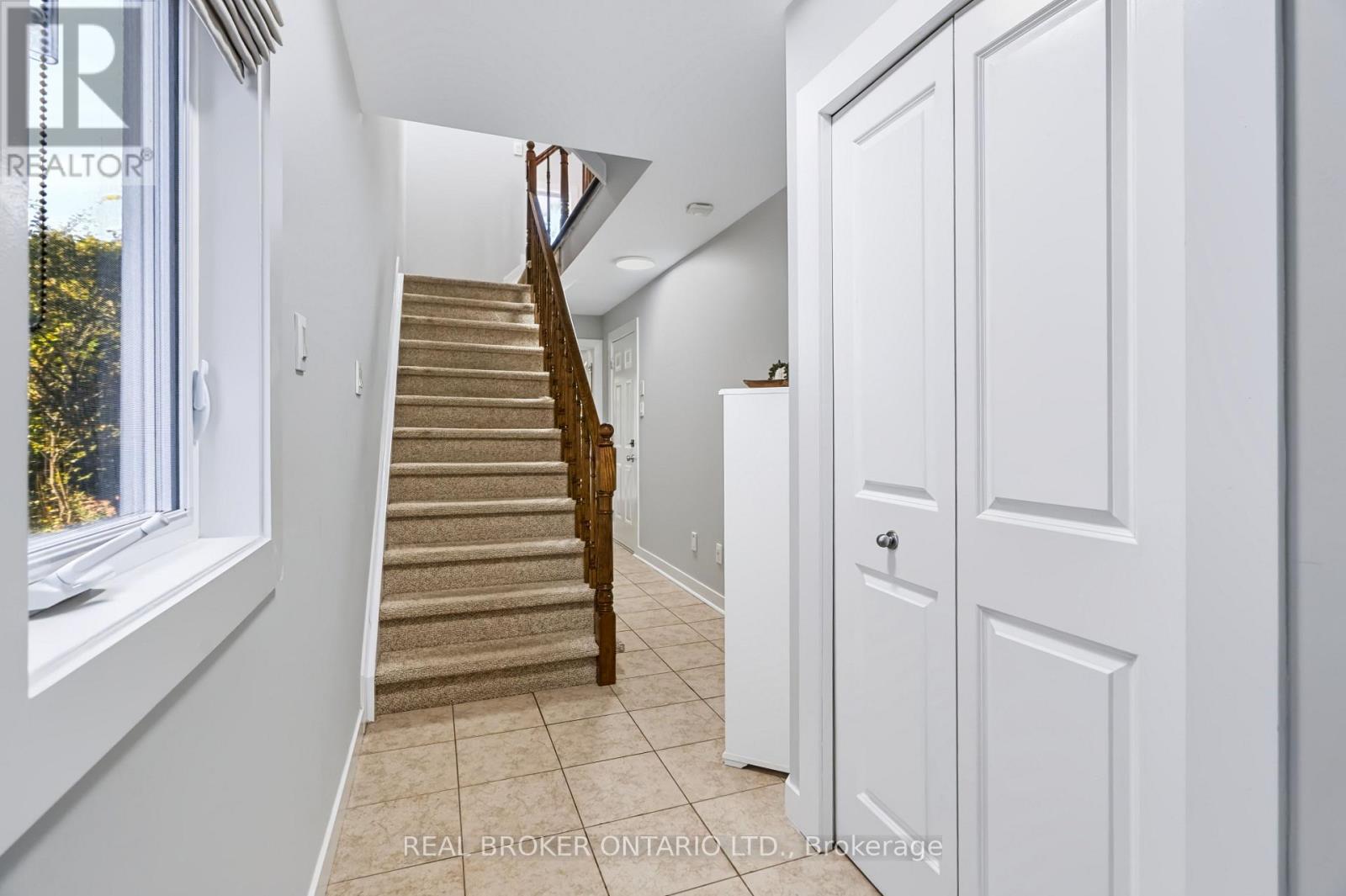 78 Songbird Private, Ottawa, ON