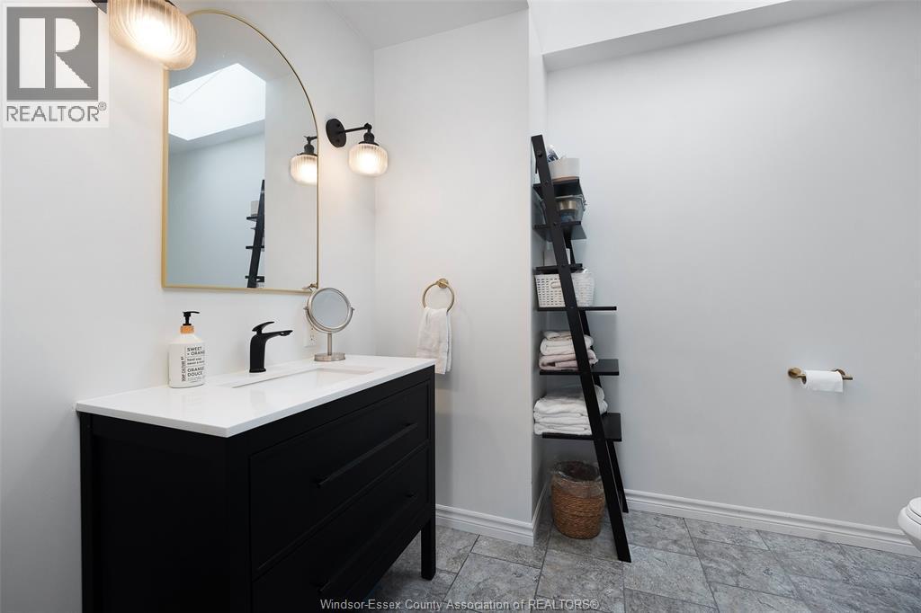 856 Lawndale, Kingsville, ON