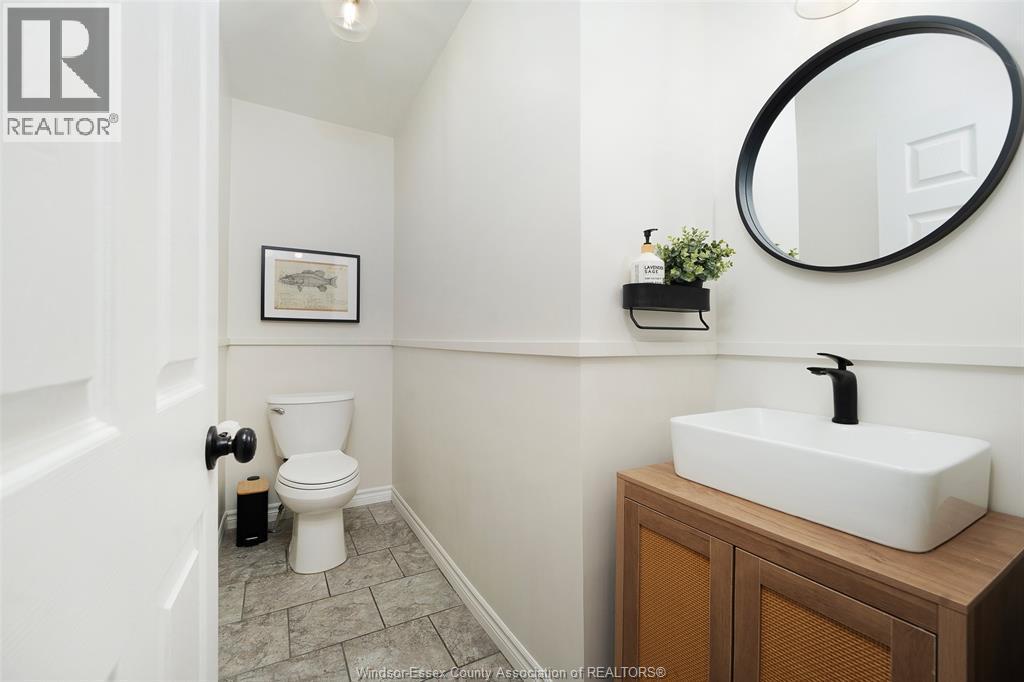 856 Lawndale, Kingsville, ON