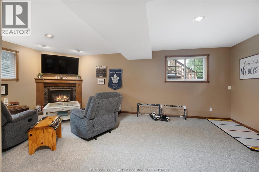 856 Lawndale, Kingsville, ON