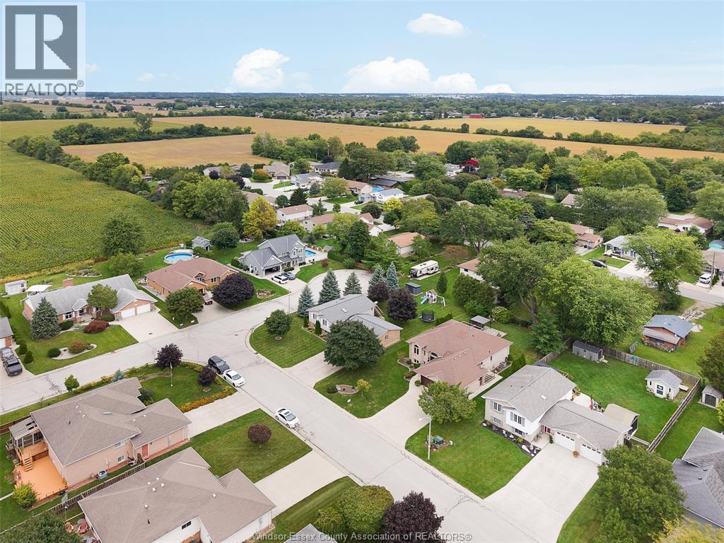 856 Lawndale, Kingsville, ON