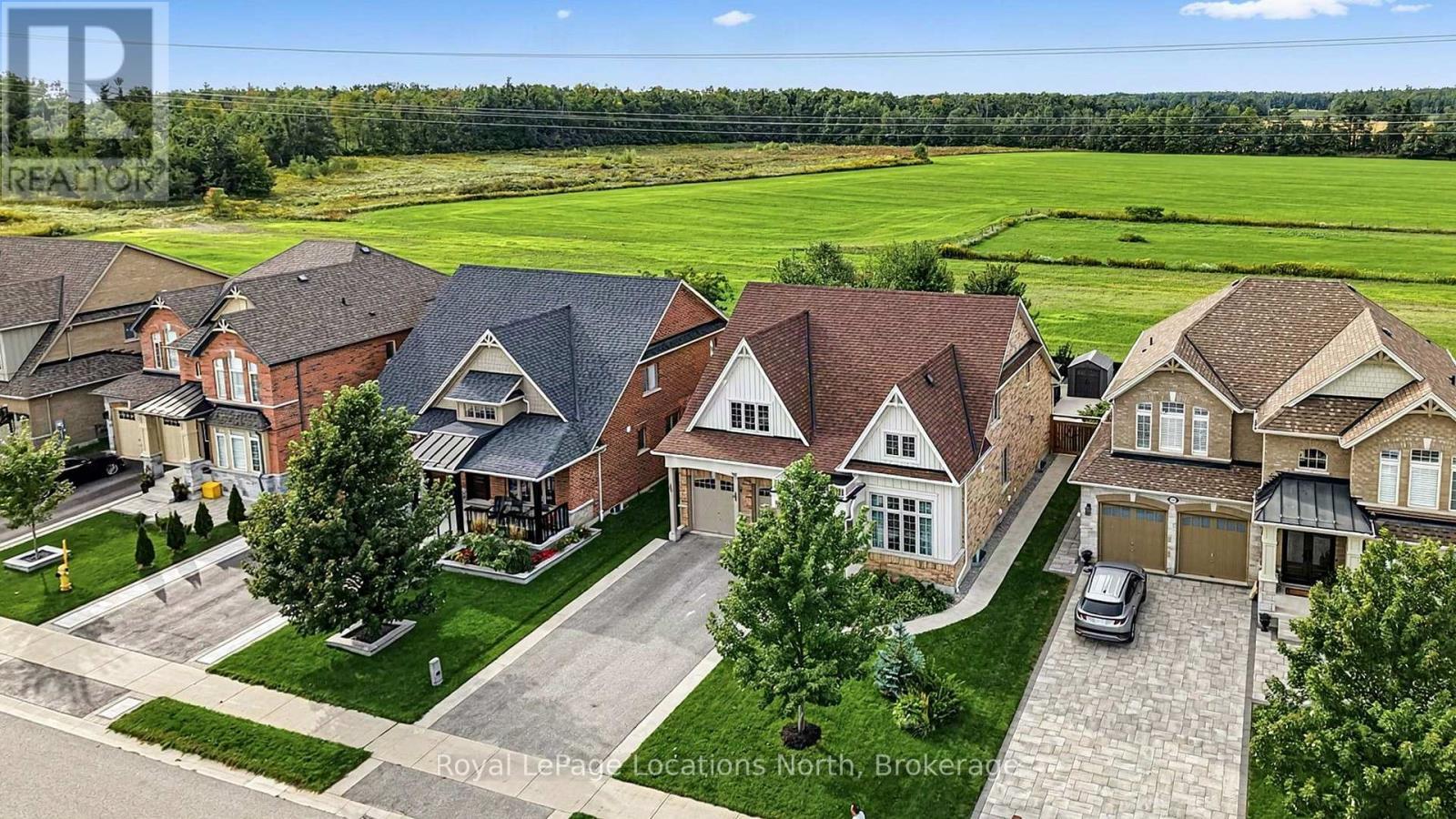 133 Trail Boulevard, Springwater (Centre Vespra), ON