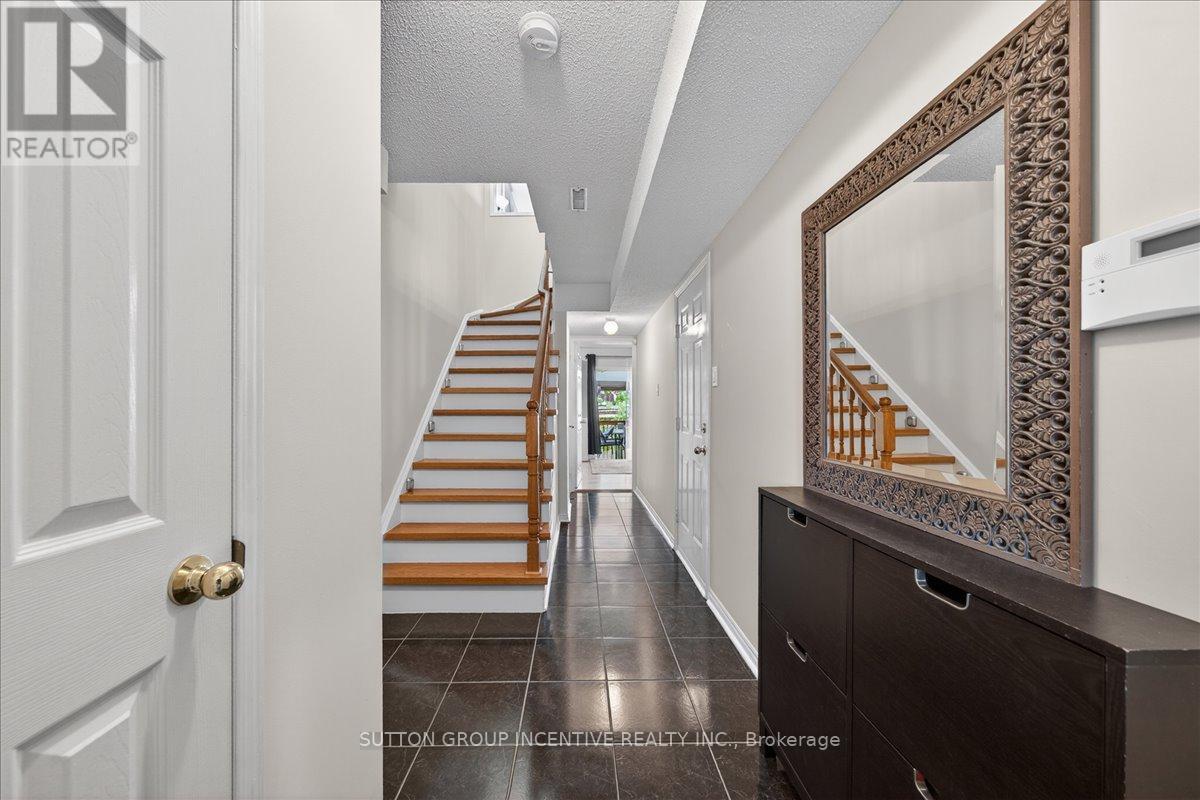 97 Yellowood Circle, Vaughan, ON