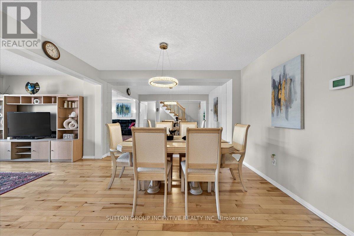97 Yellowood Circle, Vaughan, ON