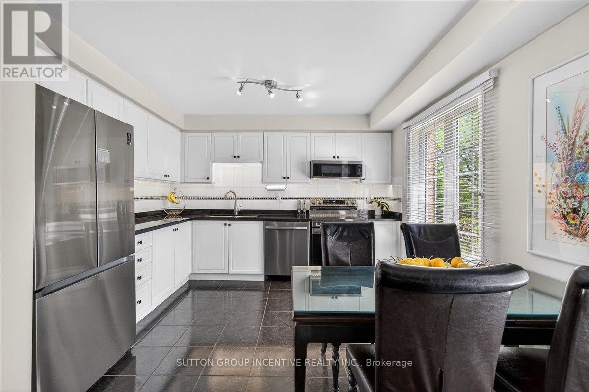 97 Yellowood Circle, Vaughan, ON