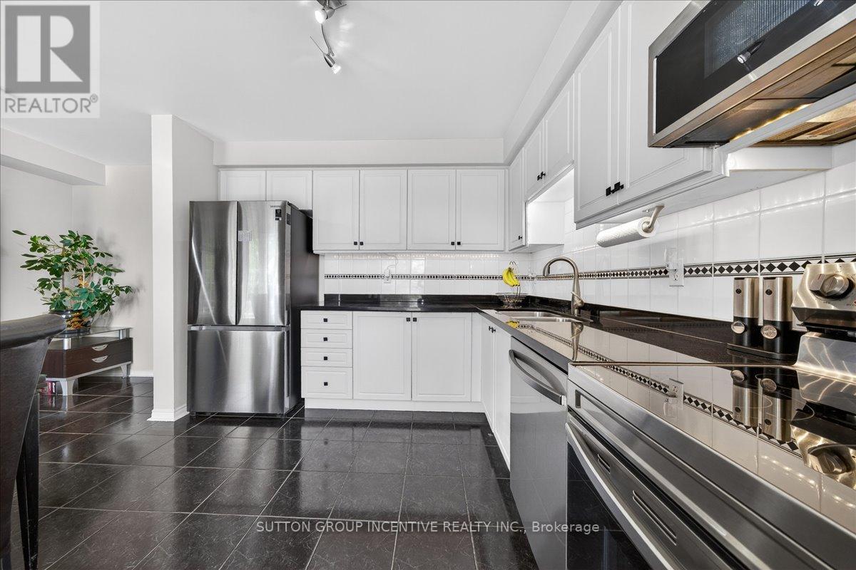 97 Yellowood Circle, Vaughan, ON
