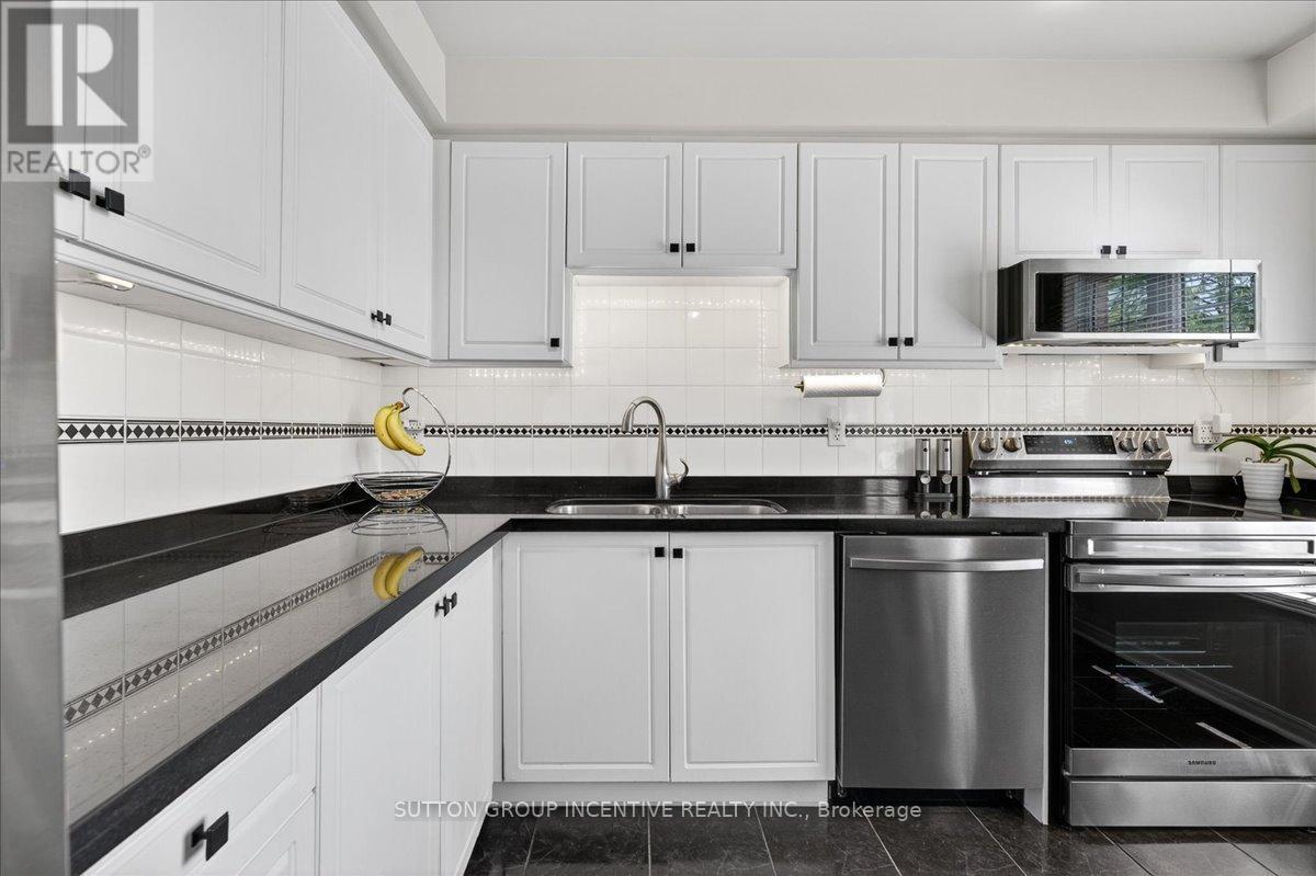 97 Yellowood Circle, Vaughan, ON
