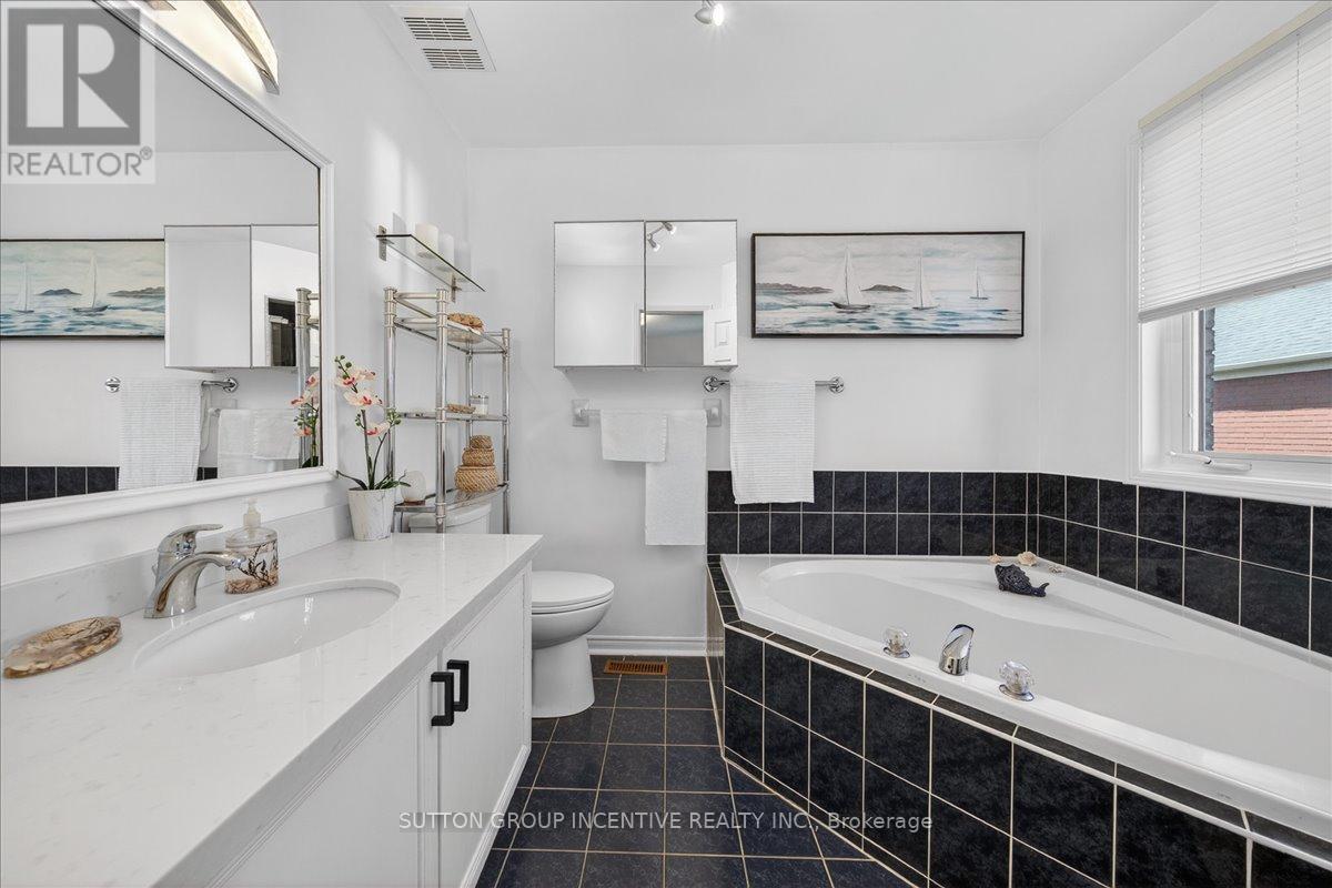 97 Yellowood Circle, Vaughan, ON