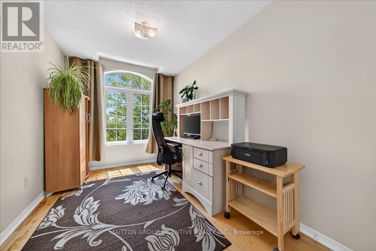 97 Yellowood Circle, Vaughan, ON