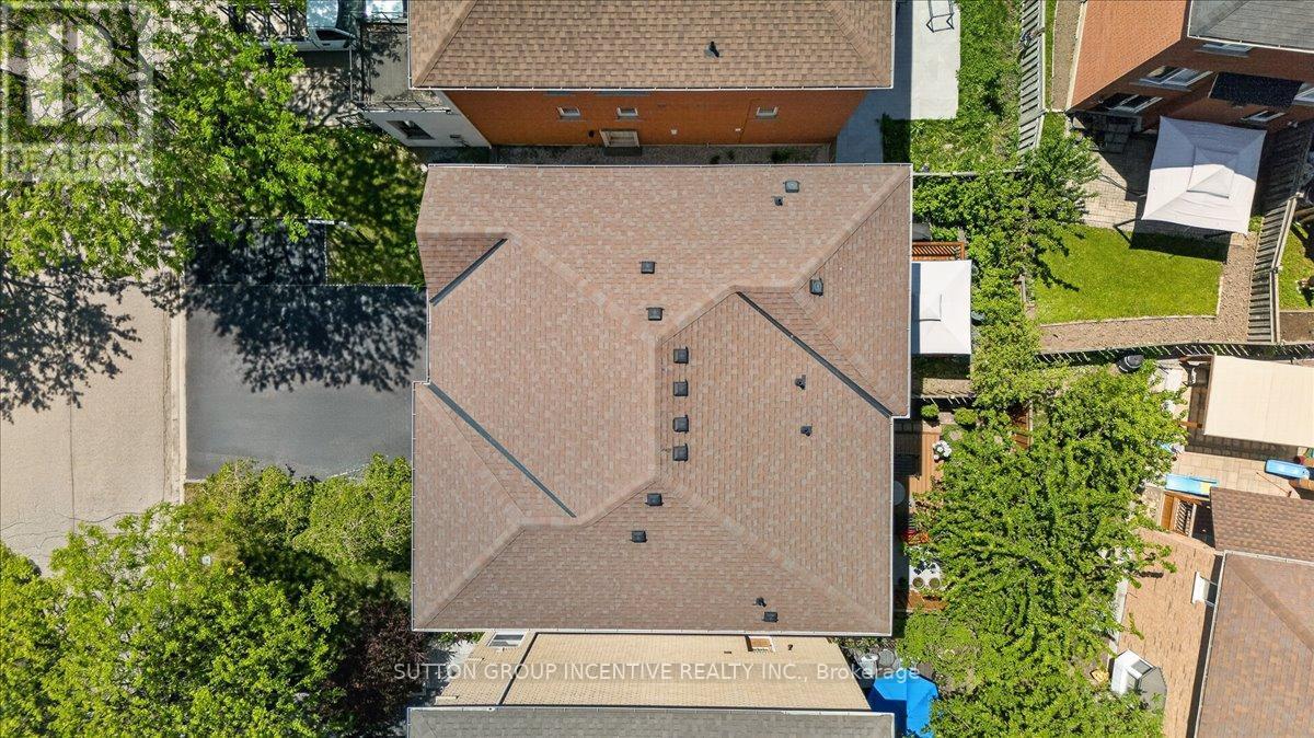 97 Yellowood Circle, Vaughan, ON