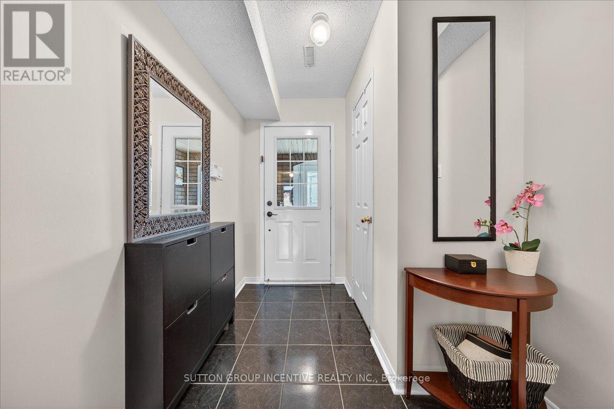 97 Yellowood Circle, Vaughan, ON