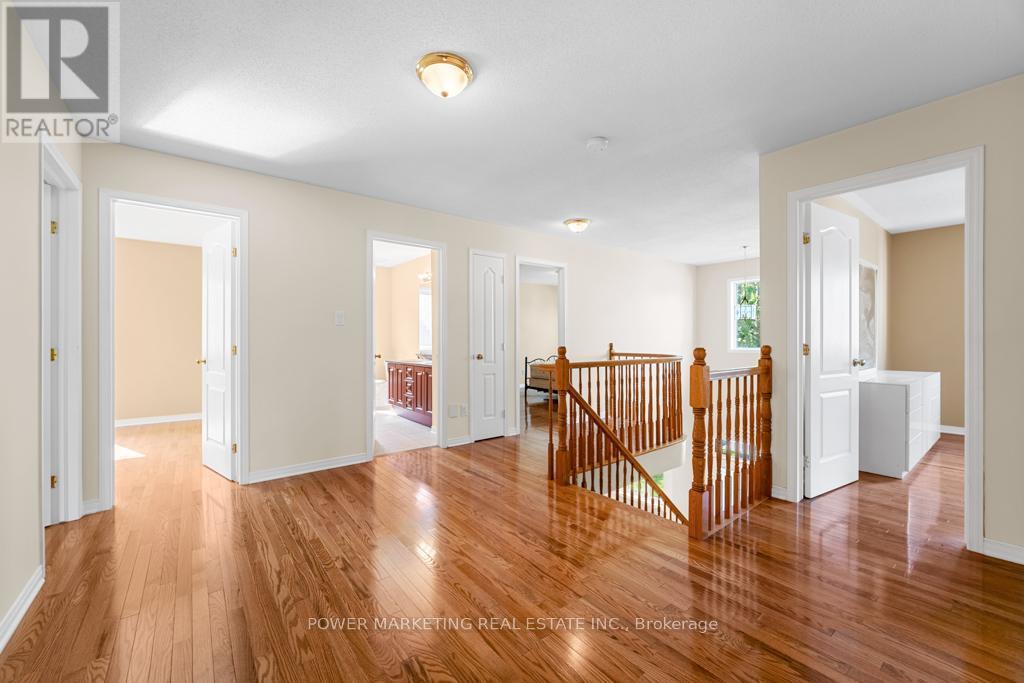 5 Tierney Drive, Ottawa, ON