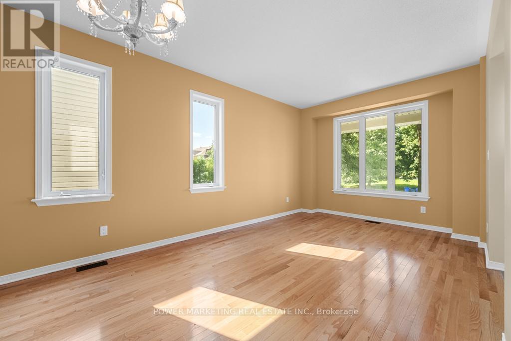 5 Tierney Drive, Ottawa, ON