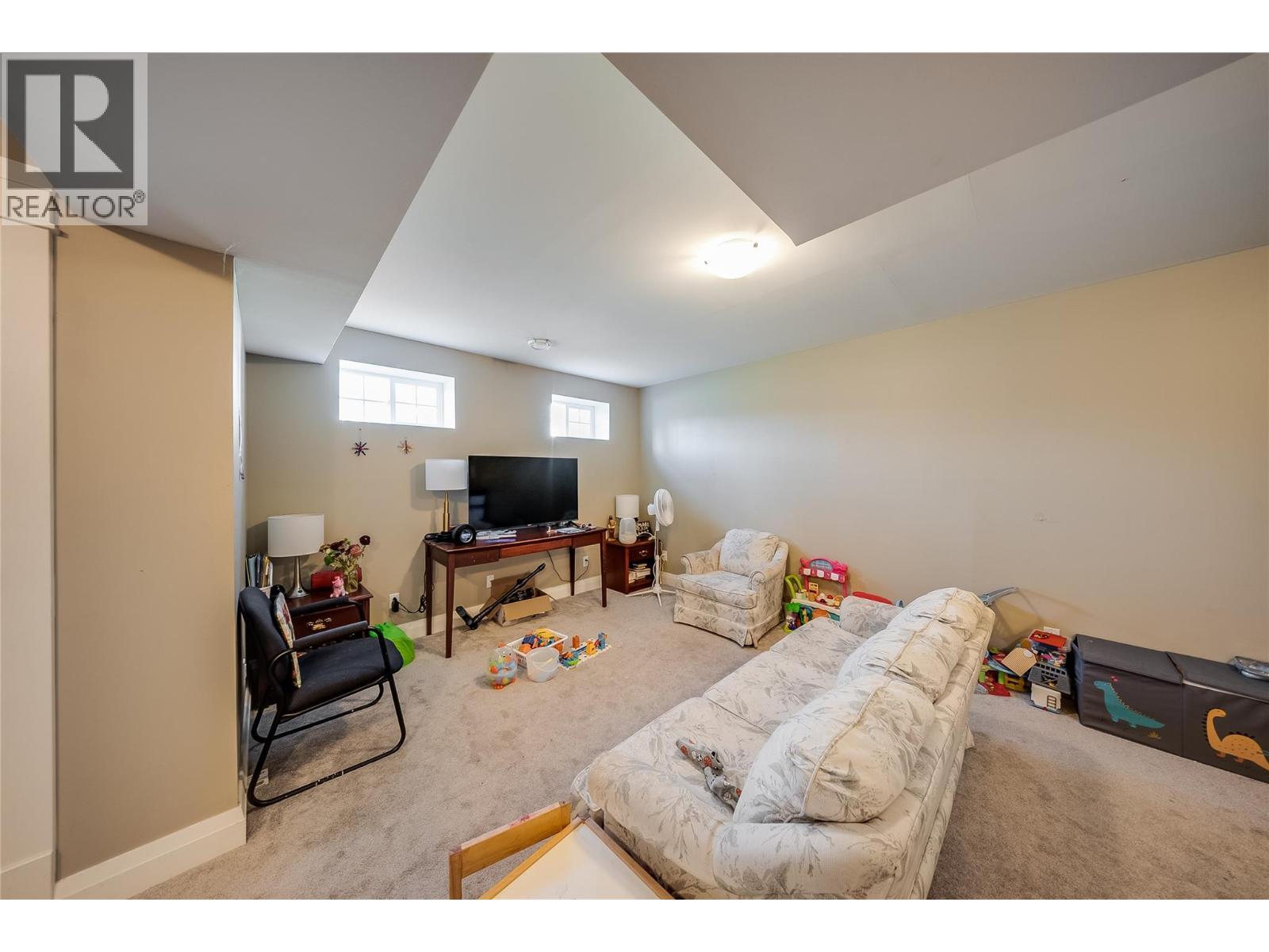3732 5Th Avenue, Castlegar, BC