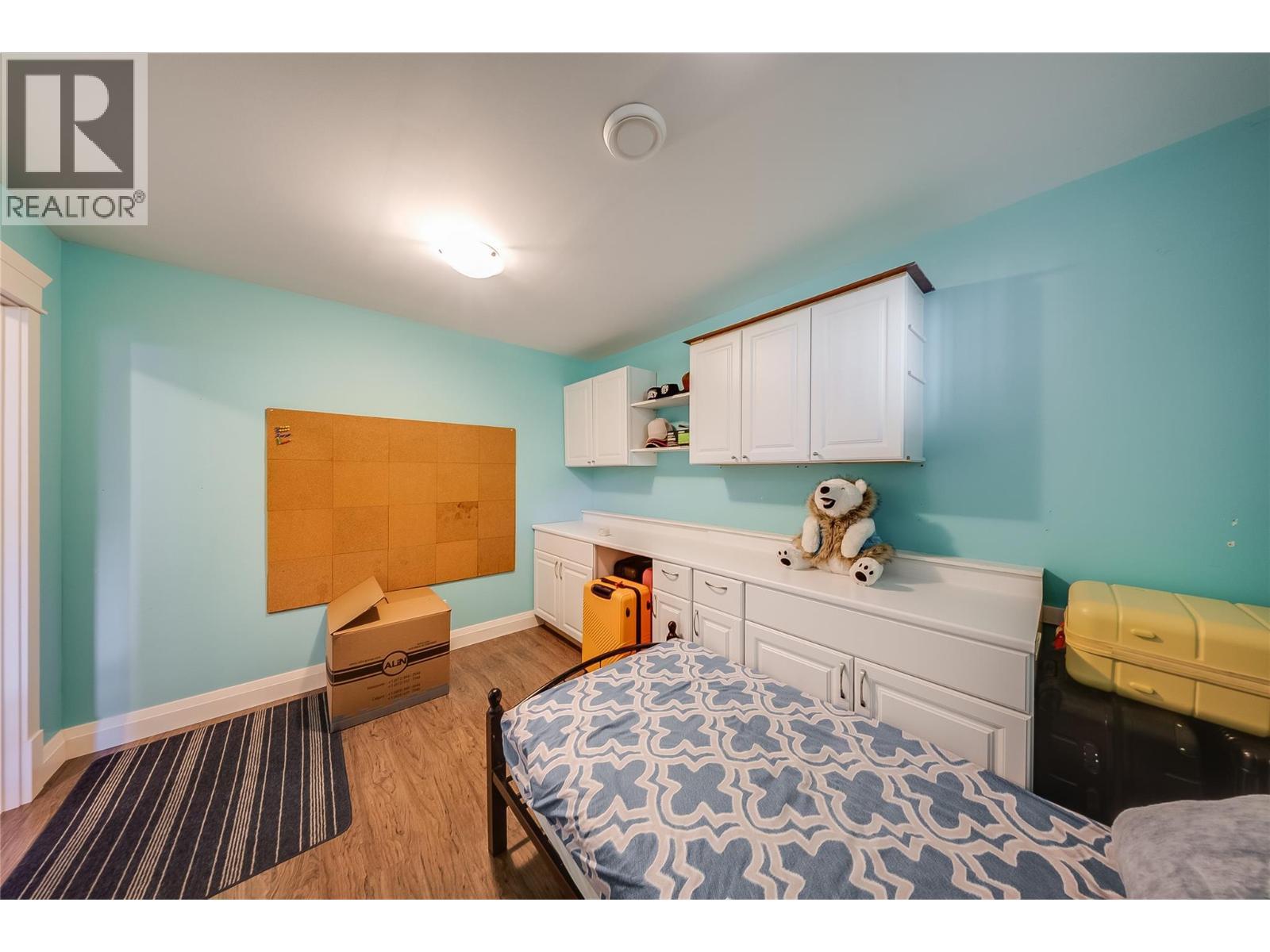 3732 5Th Avenue, Castlegar, BC