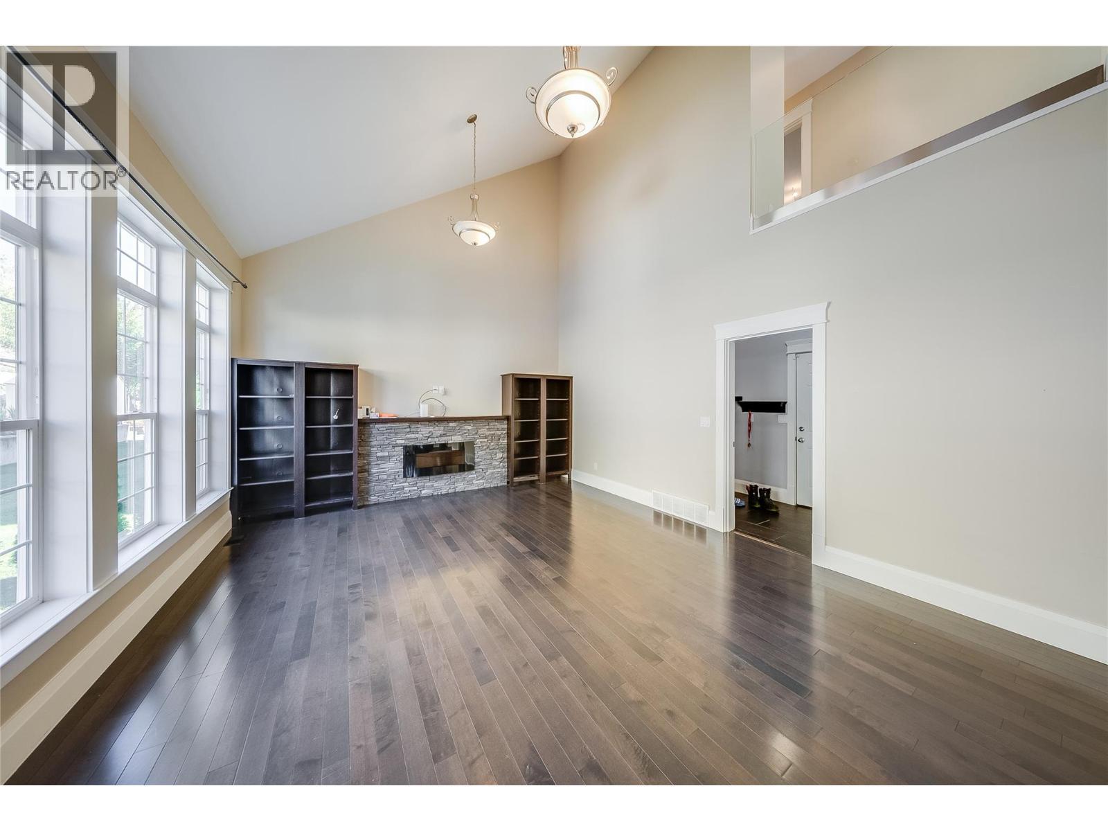 3732 5Th Avenue, Castlegar, BC