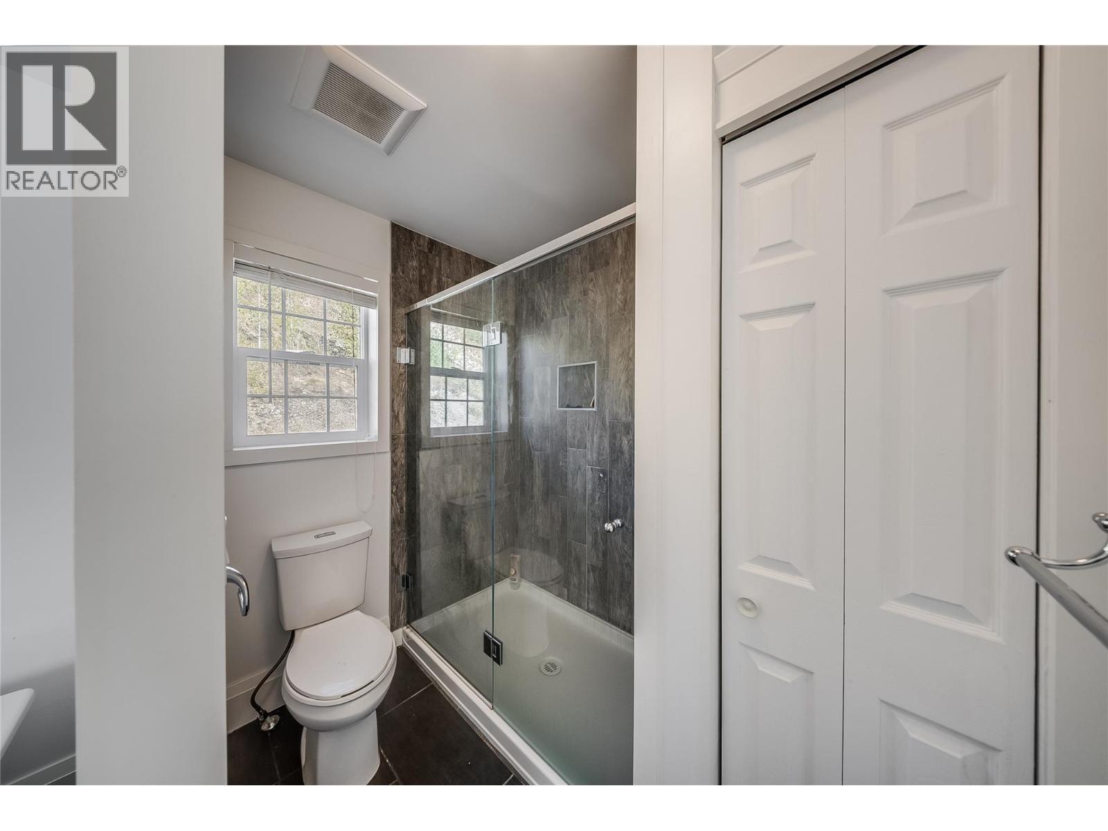 3732 5Th Avenue, Castlegar, BC