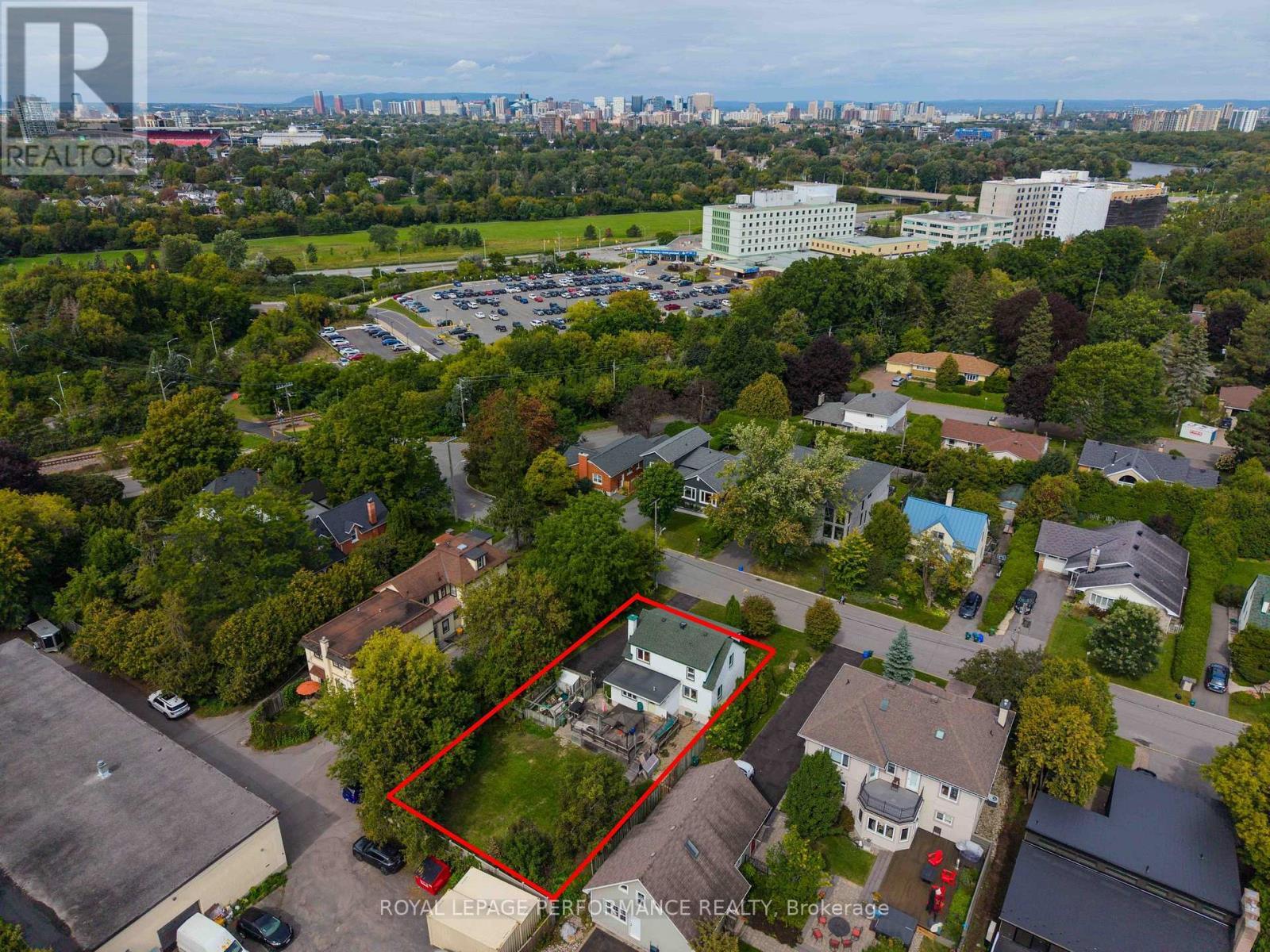 140 Billings Avenue, Ottawa, ON