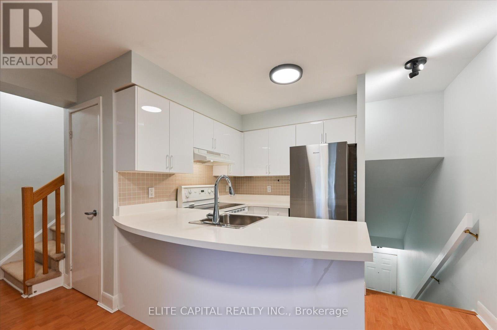 369 - 415 Jarvis Street, Toronto, ON