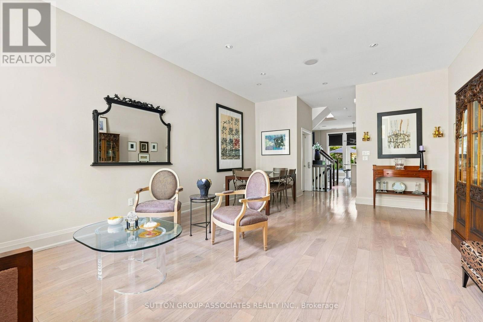 Th9 - 385 Brunswick Avenue, Toronto, ON